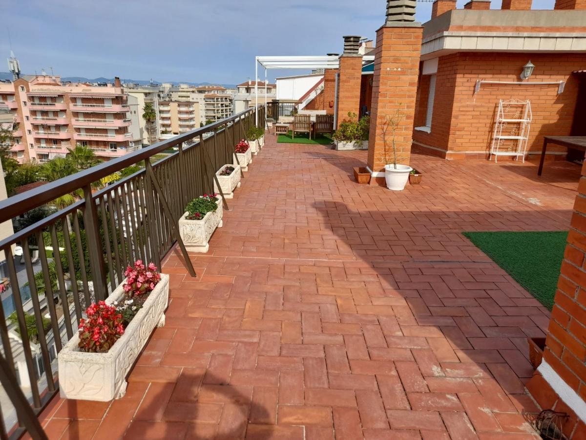 Ferienwohnung Atico Isaac Albeniz La Pineda Exterior foto